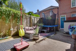 Private Garden- click for photo gallery